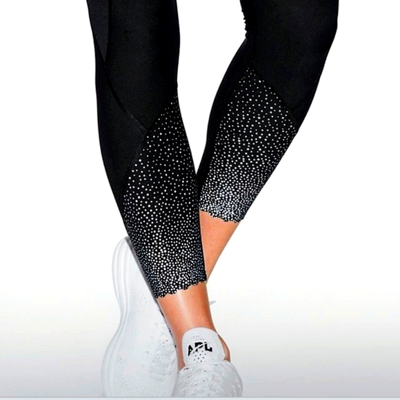 lululemon Reflective leggings size 2 black with reflective detail - Picture 1 of 6